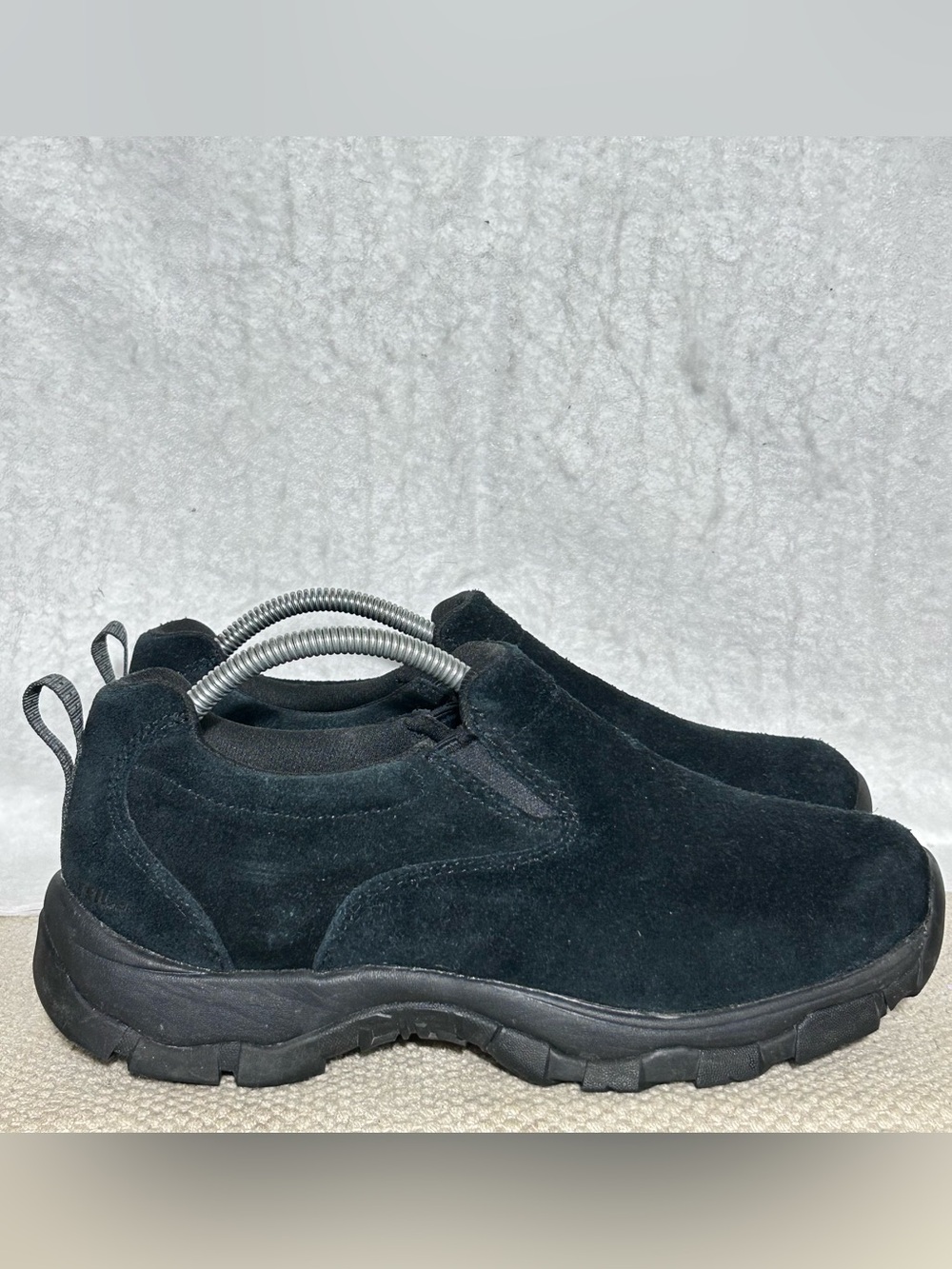 LL Bean Womens Black Suede Slip On Rugged Vibram Sole Loafer Shoes SZ 8 Medium